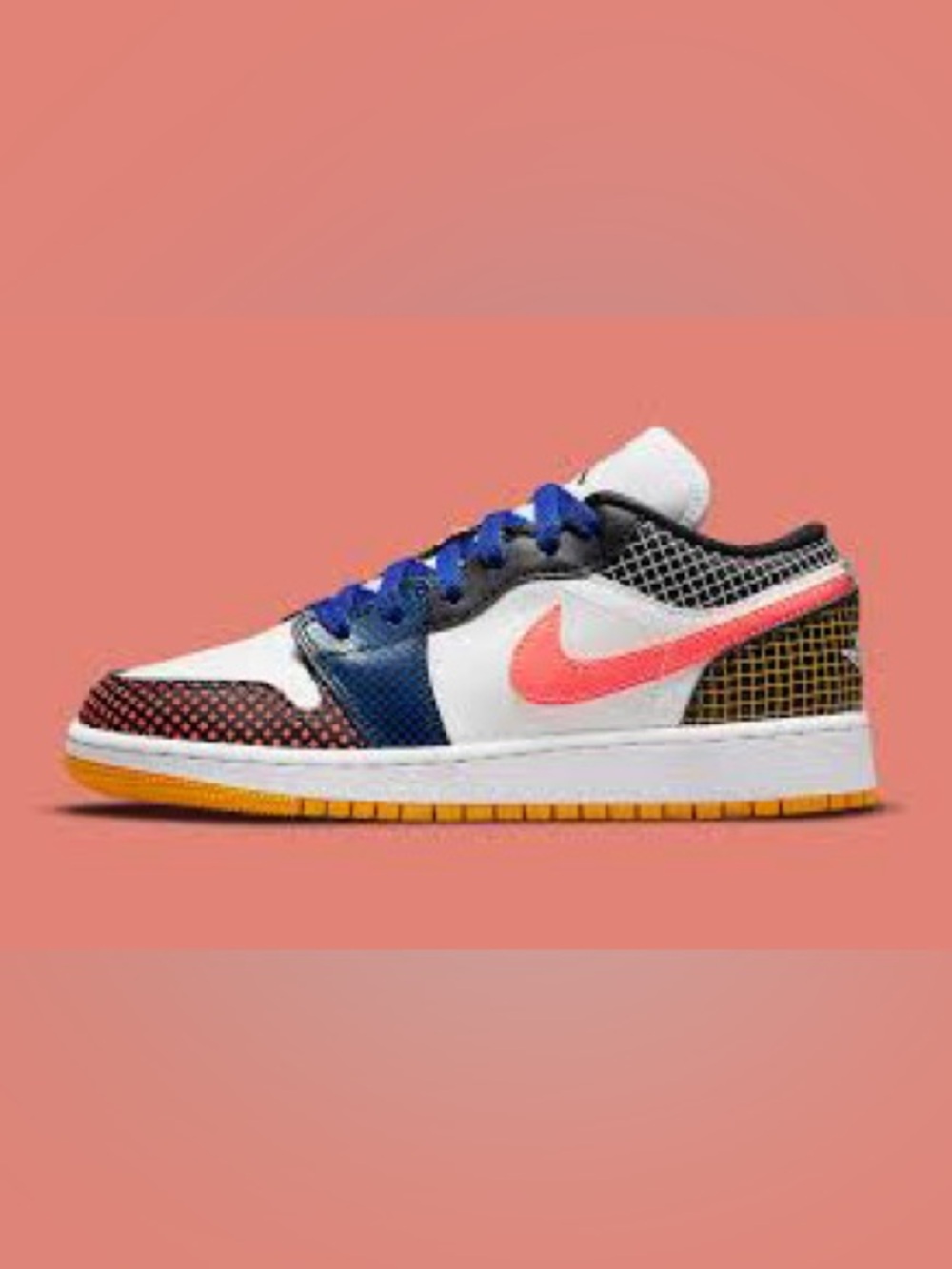 Air Jordan 1 Low MMD Big Kids in Size 7 (Women 8.5)
